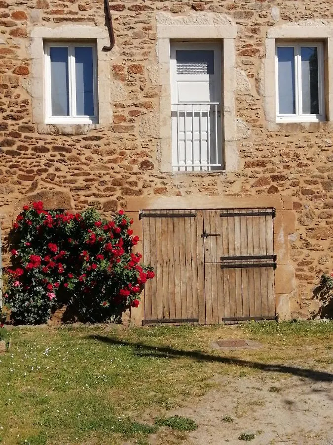 Holiday home La Maison Des Rosiers Manhac